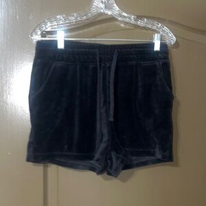 Fashion nova velour shorts